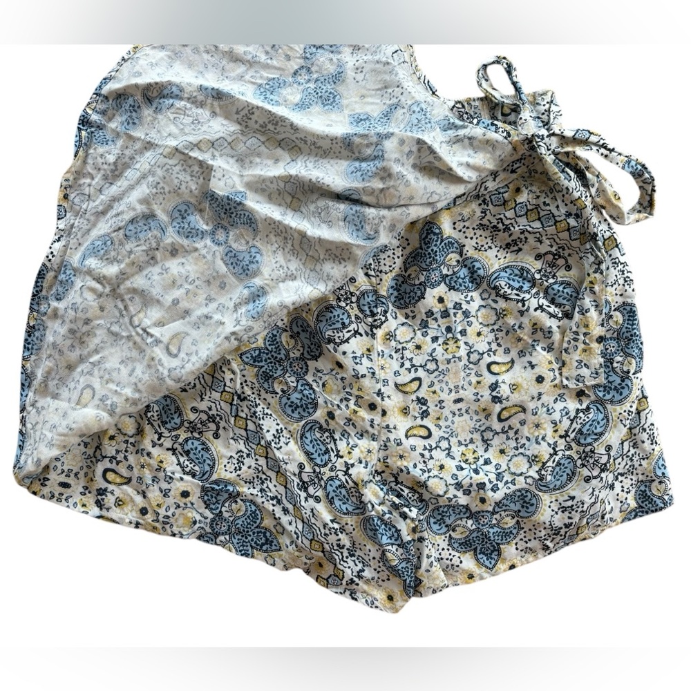 NWT Hollister Paisley Skort - Picture 3 of 8